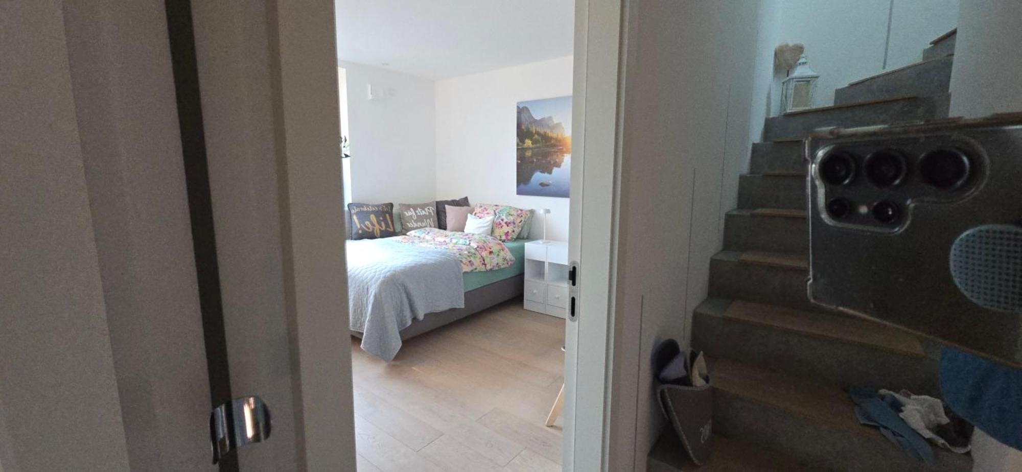 Stadtnahes Gaestezimmer Im Penthouse Bei Esi 蒂宾根 外观 照片